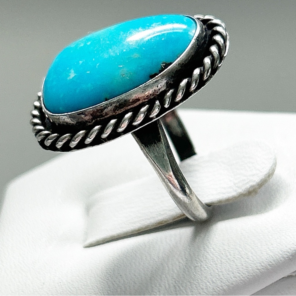 Vintage Southwestern Turquoise Sterling Silver Ring - Picture 6 of 11